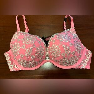Victoria’s Secret Pink Push-up Bra